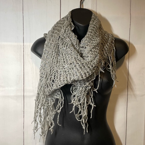 Maurices Grey Layered Crochet Scarf Gray Sparkle Maurice’s - Picture 3 of 6